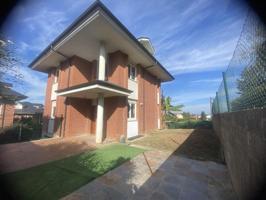 Chalet en venta en Camargo, Revilla photo 0