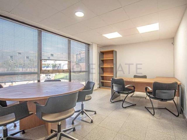 Local comercial en venta en Benidorm photo 0