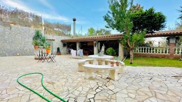 Chalet en venta en Sant Vicenç dels Horts, La guadia photo 0