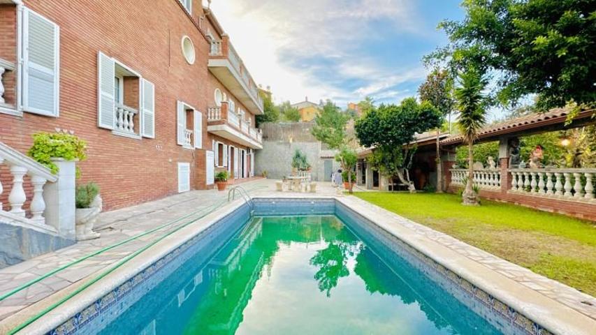 Chalet en venta en Sant Vicenç dels Horts, La guadia photo 0