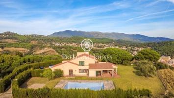 Casa en venta en Arenys de Munt, El rial pasqual photo 0