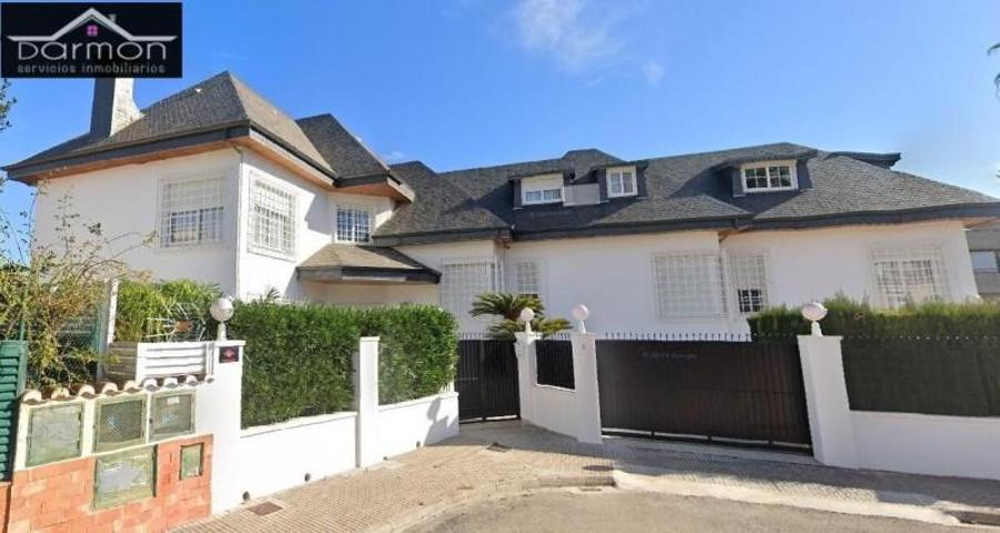 Chalet en venta en Gandia, Gandia photo 0