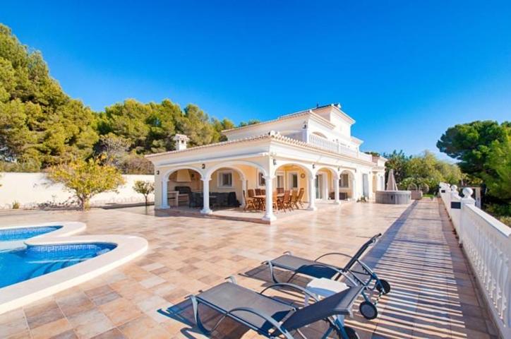 Chalet en venta en Moraira, Pla del mar photo 0