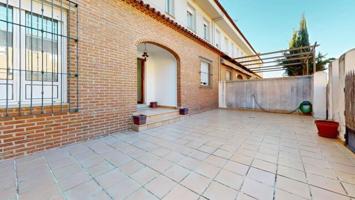 Duplex en venta en Villafranca de los Barros, Pasarelas photo 0