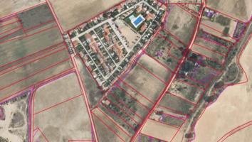 Terreno en venta en Cistérniga, Cisterniga photo 0