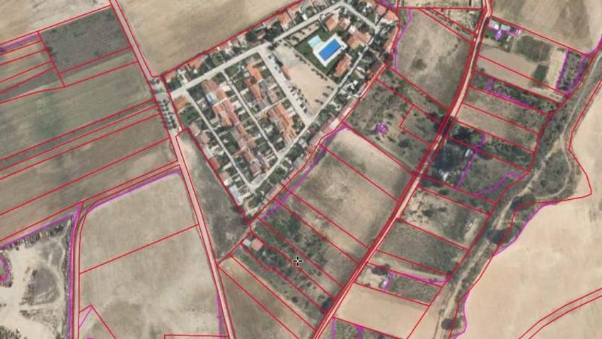 Terreno en venta en Cistérniga, Cisterniga photo 0