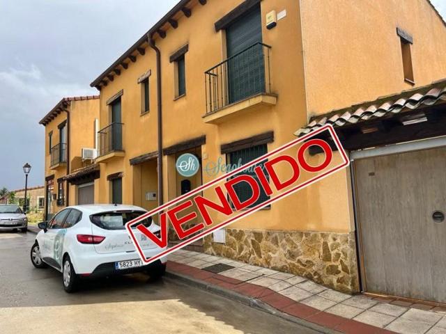 Chalet en venta en Hontanares de Eresma, Huertos (Los) photo 0