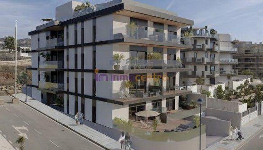 Piso en venta en Torrox, Costa photo 0