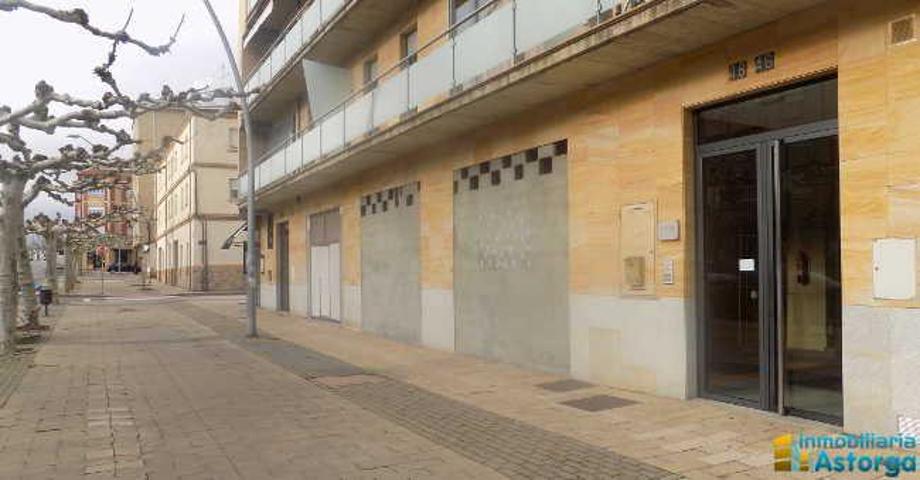 Local comercial en venta en Astorga, Astorga photo 0