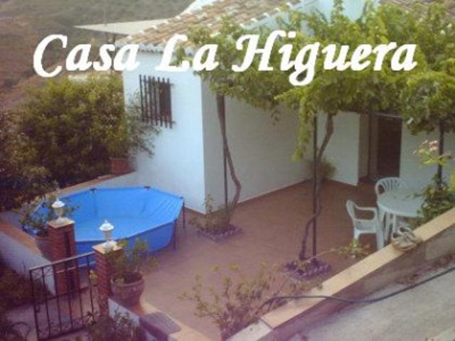 Casa con terreno en alquiler en Cómpeta, Competa photo 0