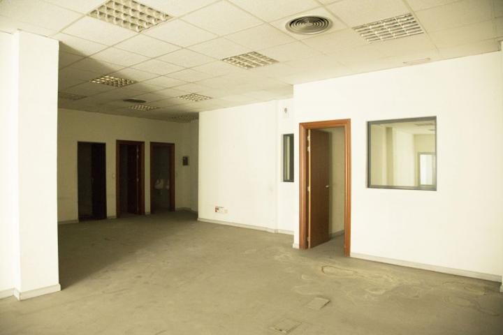 Local comercial en venta en San Adrián, San Adrian photo 0