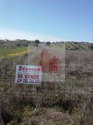 Chalet en venta en Fregenal de la Sierra, Rustica photo 0