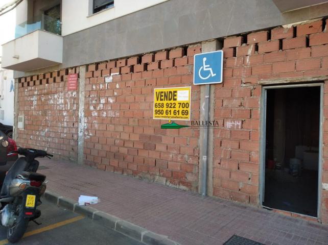 Local comercial en venta en Huércal-Overa, Ctra N-340 photo 0