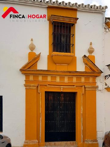 Casa en venta en Arahal, Centro photo 0