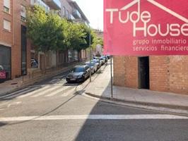 Local comercial en alquiler en Tudela, Centro photo 0