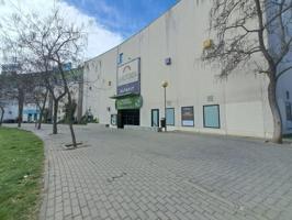 Local comercial en venta en Tres Cantos, Tres Cantos photo 0