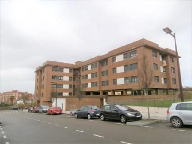 Local comercial en venta en Gijón, Llano - Contrueces photo 0