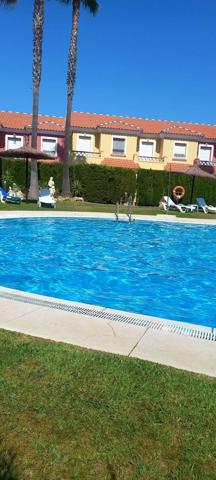 Adosada en alquiler en Isla Cristina, Islantilla - Campo de Golf photo 0