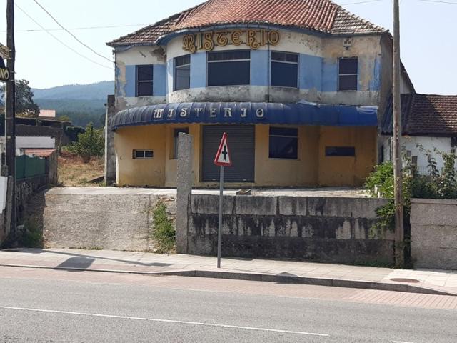 Nave industrial en alquiler en Meis, Meis photo 0