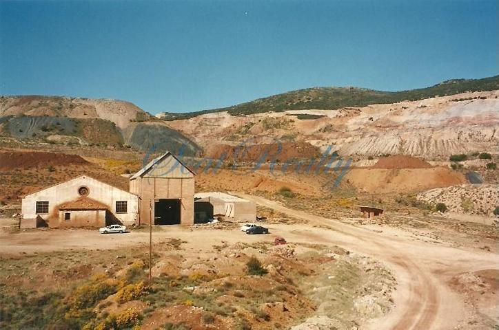 Local comercial en venta en Tarragona, Tarragona photo 0