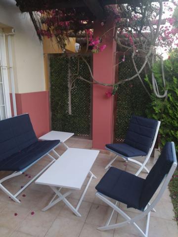 Adosada en alquiler en Isla Cristina, Islantilla - Campo de Golf photo 0