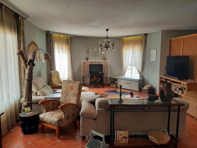 Casa en venta en Torrox, Pueblo photo 0