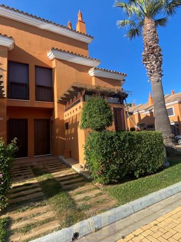 Adosada en alquiler en Lepe, Islantilla - Campo de Golf photo 0
