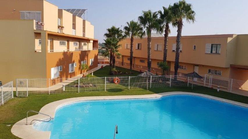 Apartamento en alquiler en Lepe, Islantilla - Campo de Golf photo 0