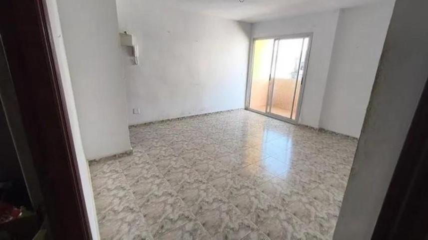 Piso en venta en Benalmádena, Arroyo de la Miel photo 0
