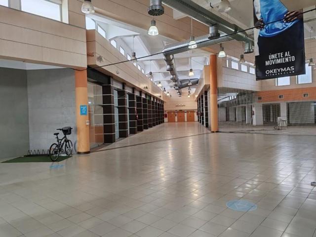 Local comercial en alquiler en Utrera, Utrera photo 0