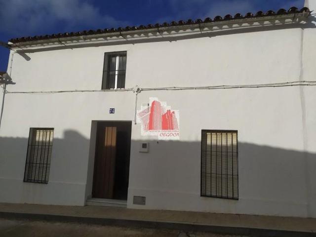 Casa en venta en Higuera la Real, Higuera La Real photo 0