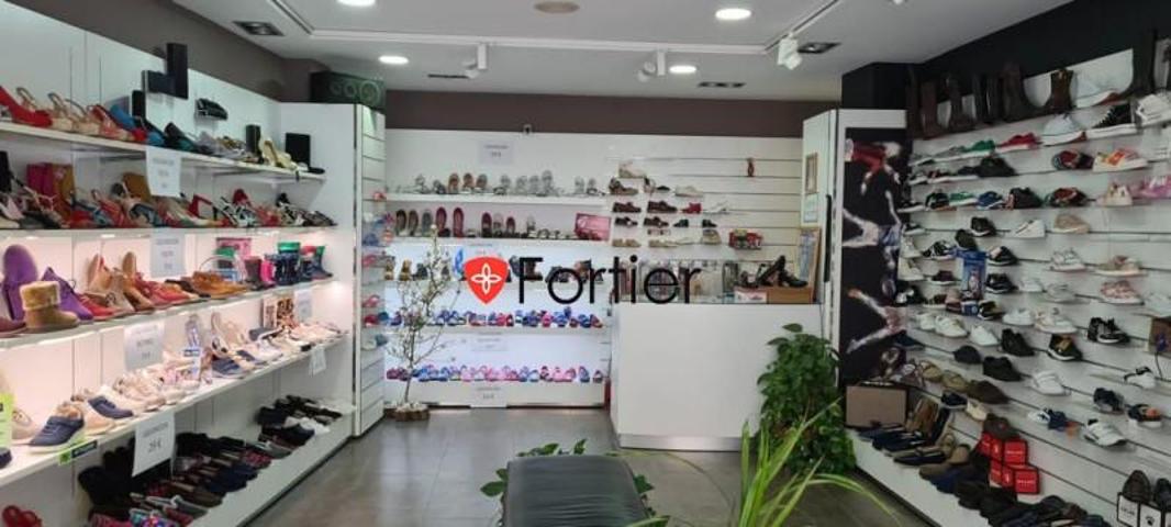 Local comercial en venta en Martos, Centro photo 0