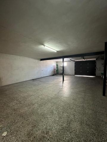 Garaje en alquiler en Azuaga, Azuaga photo 0