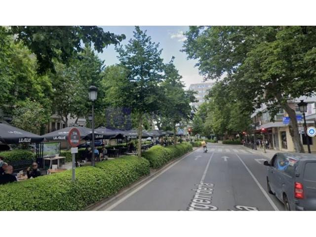 Garaje en alquiler en Cáceres photo 0