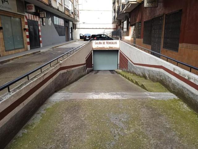 Garaje en alquiler en Ciudad Real, Centro - Ciruela photo 0