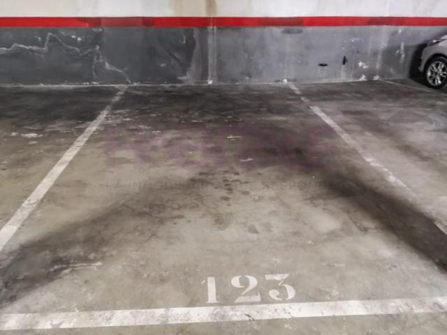 Garaje en alquiler en Mislata photo 0