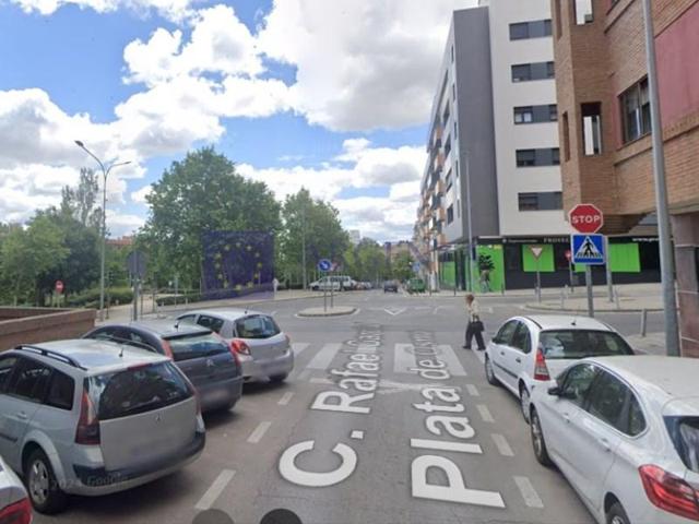 Garaje en alquiler en Cáceres photo 0