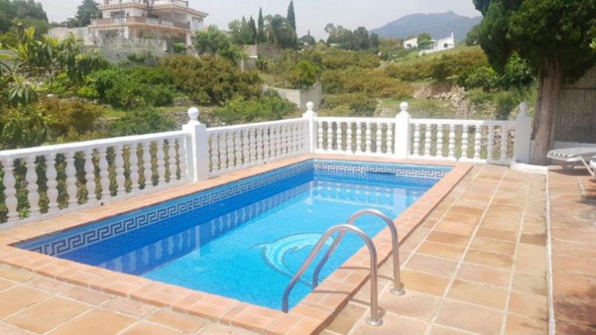 Apartamento en alquiler en Frigiliana, Ctra. Nerja - Frigiliana photo 0