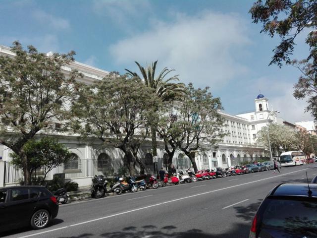 Garaje en alquiler en Cádiz, San Felipe photo 0
