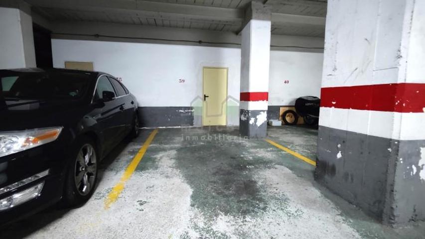 Garaje en alquiler en Vigo, Castelao photo 0