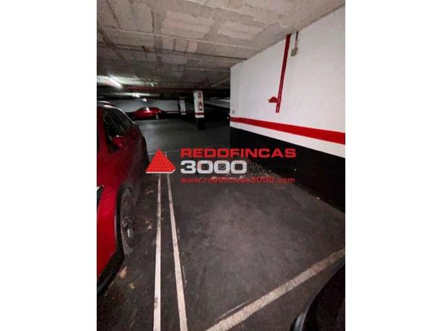 Garaje en alquiler en Barcelona, Sagrada Família photo 0