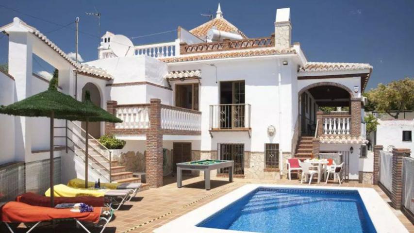 Chalet en alquiler en Frigiliana, Ctra. Nerja - Frigiliana photo 0