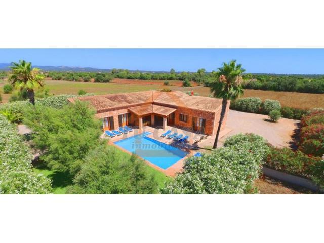 Chalet en alquiler en Campos photo 0