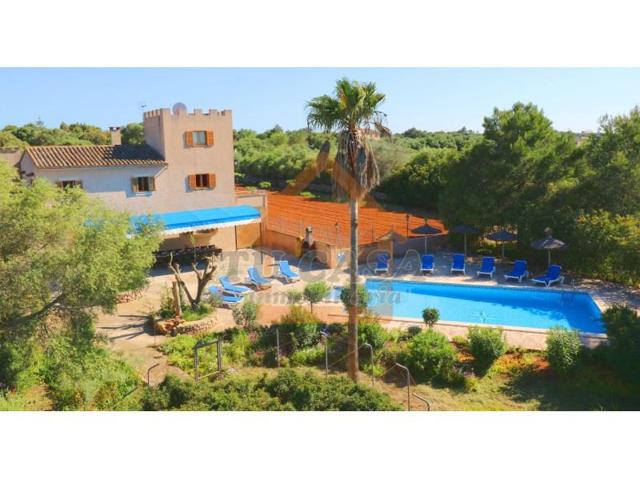 Chalet en alquiler en Campos photo 0