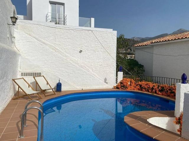 Chalet en alquiler en Nerja, Pueblo chumbera photo 0