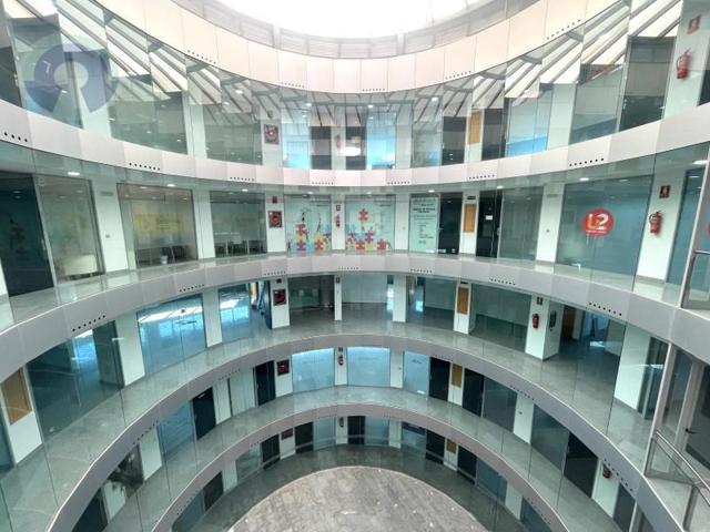 Oficina en alquiler en Dos Hermanas photo 0