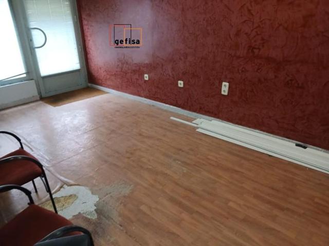 Local comercial en alquiler en Valdepeñas, Centro photo 0