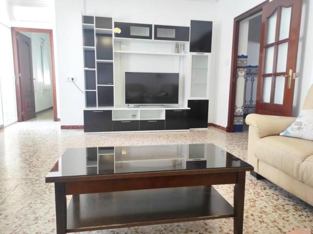 Casa en alquiler en Puerto Real, Centro photo 0