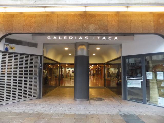 Local comercial en alquiler en Vitoria-Gasteiz, Centro photo 0