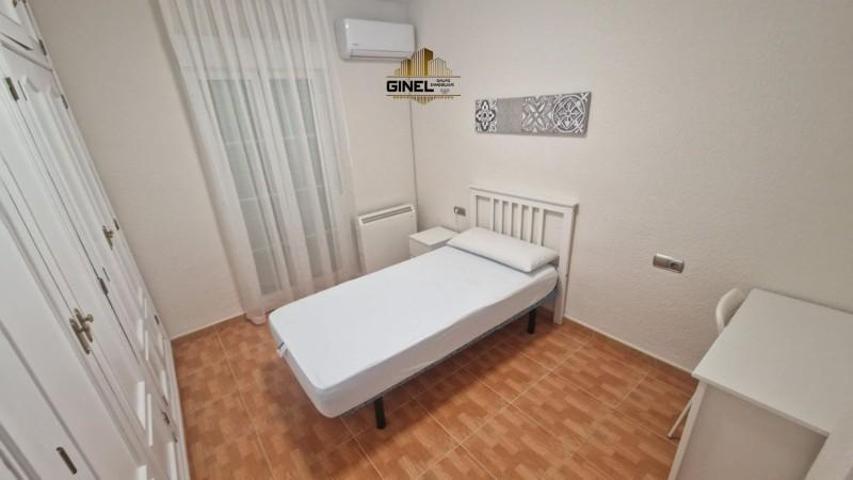 Piso en alquiler en Jaén, San Andres photo 0